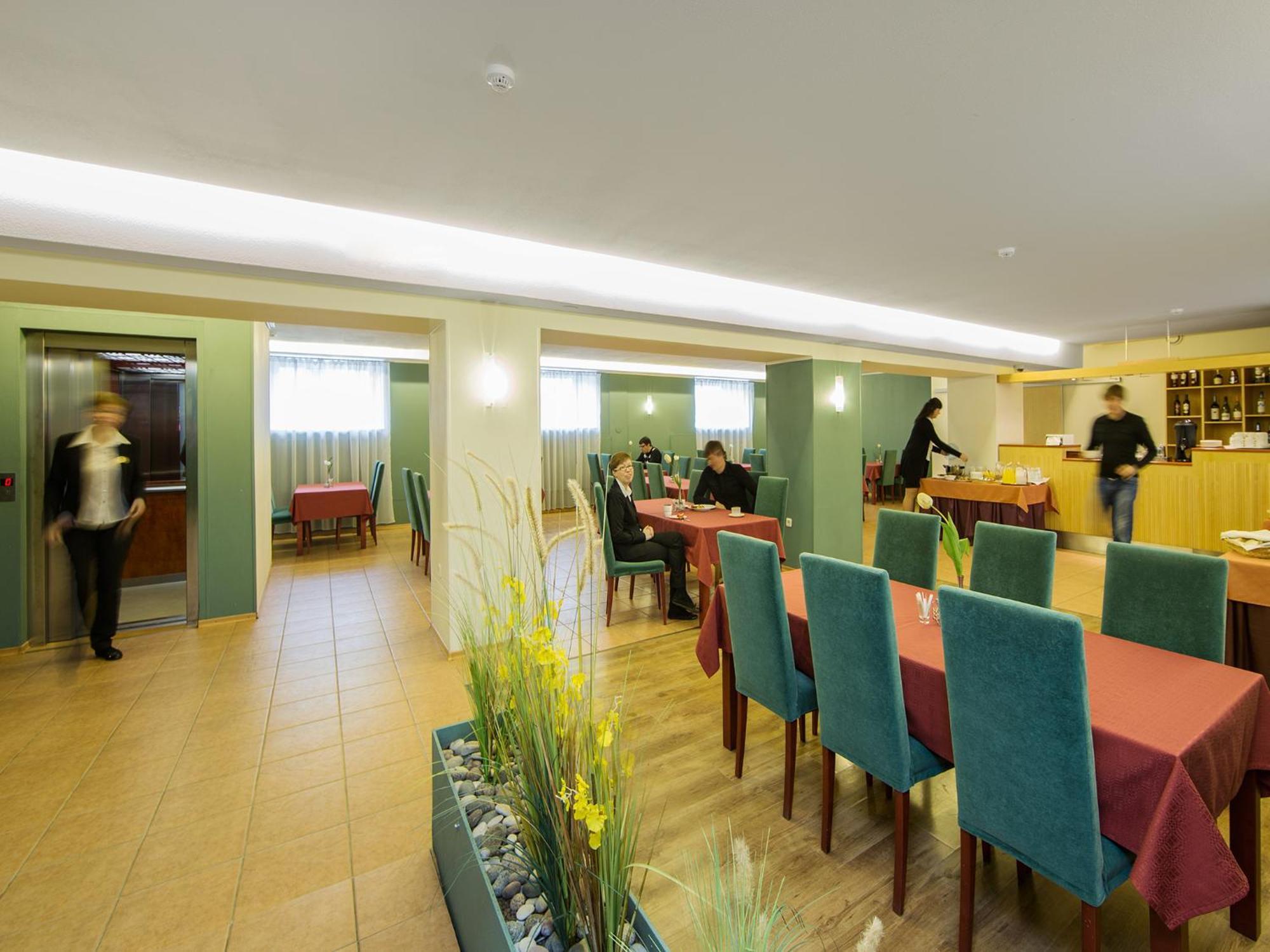 Arabella Hotel Kuressaare Ngoại thất bức ảnh
